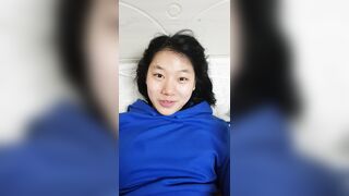 美女害羞了 急忙把臉捂上 3