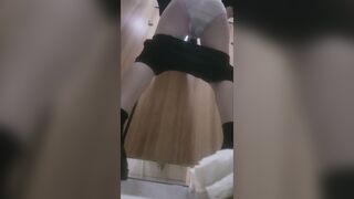 商場女廁後拍 高顏值長靴美女的粗粑粑菊花都得撐疼了 蹲了十多分鐘-06