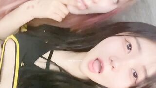 漂亮女同 磨豆腐 口交自慰 3