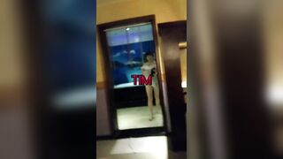 小美女抹上潤滑夜 淫媚酮體被肉棒狠狠抽刺 潮紅俏臉欲仙欲死 - 4