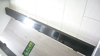 【廁拍】閨蜜 靚妹大咪咪-12