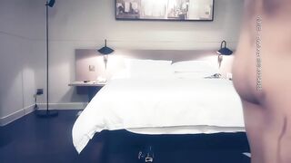 【趙總尋花】大胸小少婦，狂撕黑絲，倒立口交，各種高難度啪啪姿勢