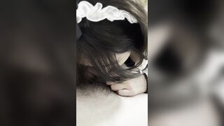 反差眼鏡美女 穿著情趣女僕裝和男友性愛自拍-1