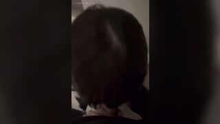 反差眼鏡美女 穿著情趣女僕裝和男友性愛自拍-3