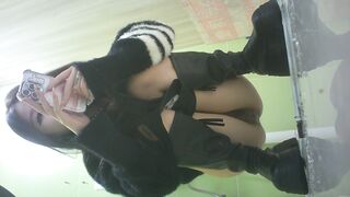 【廁拍】閨蜜 靚妹大咪咪-09