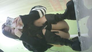 【廁拍】閨蜜 靚妹大咪咪-09