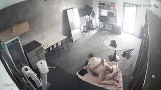 【破解攝影機】極品情侶瘋狂做愛 一天做愛四次 -10