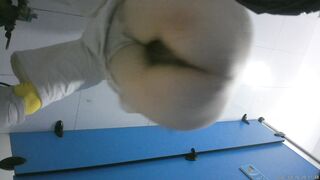 廁拍 頂級顏值美女 -17