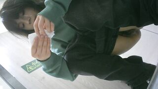 【廁拍】閨蜜 靚妹大咪咪-16