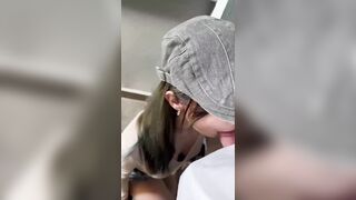 反差眼鏡美女 穿著情趣女僕裝和男友性愛自拍-1
