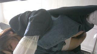 【廁拍】閨蜜 靚妹大咪咪-17