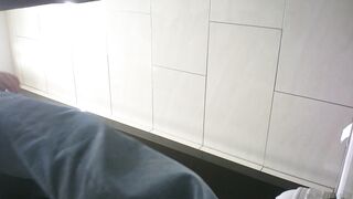 【廁拍】閨蜜 靚妹大咪咪-17