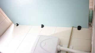 【廁拍】閨蜜 靚妹大咪咪-19