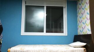 真實性愛自拍，帥男正妹脫光激情造愛，白皙美女身材好奶子大，被肏的欲仙欲死(1)