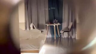 偷拍大學生電競酒店內瘋狂做愛-02