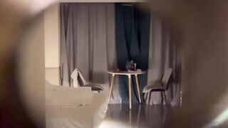 偷拍大學生電競酒店內瘋狂做愛-02