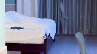 偷拍大學生電競酒店內瘋狂做愛-05