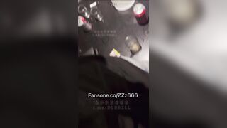 台灣泡良大神「鄭原創」FO私拍，520跟她去KTV深情一下，一直靠過來撒嬌就不客氣啦，還說第一次幫男生意外的好吃